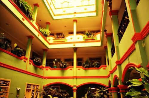 Mahadria Hotel Серанг Екстер'єр фото